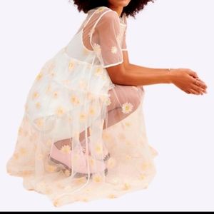 New Sister Jane Sparkling daisies midi dress